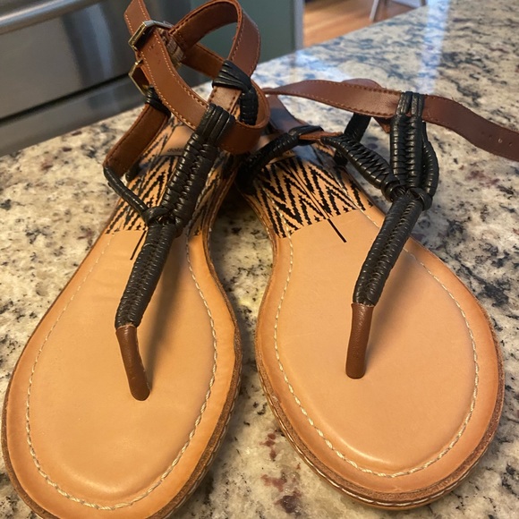 Dolce Vita Sandals - Picture 8 of 8